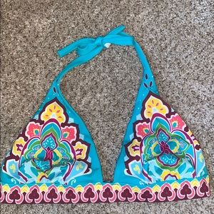 Victoria’s Secret bathing suit top. Size large.